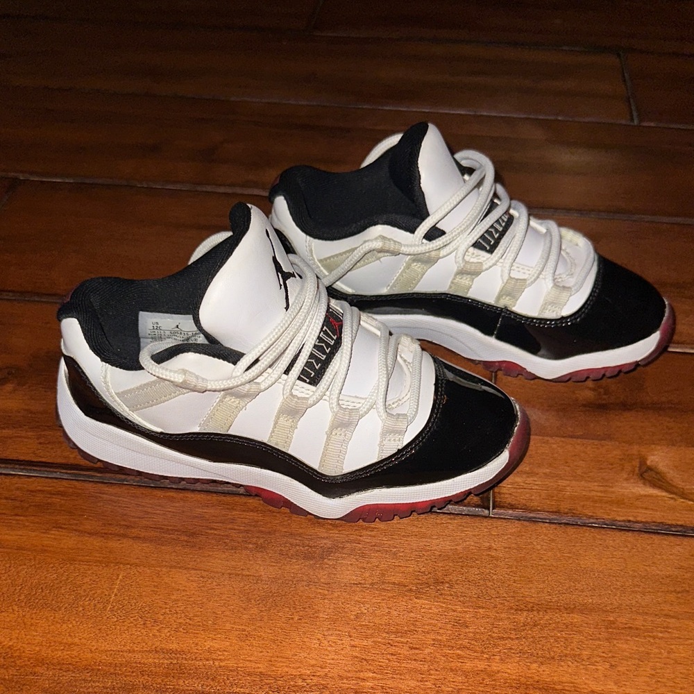 Jordan 12C Sneakers with Black and White Tag